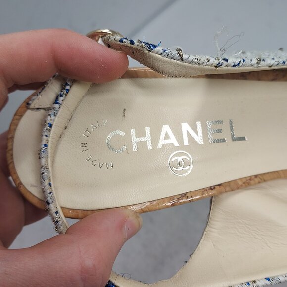 CHANEL Tweed Interlocking CC Logo Blue White Slingback Pump - Picture 5 of 13